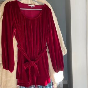 HOLIDAY VELVET GODDESS BLOUSE